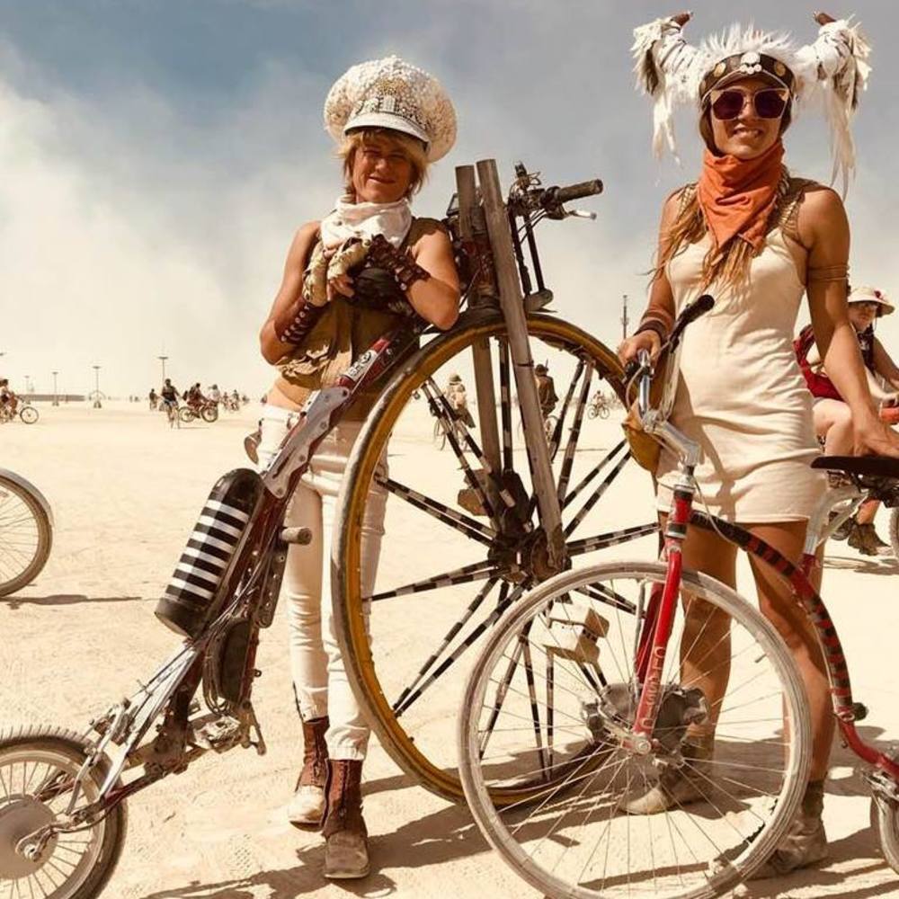 Meet your Posher, Boom